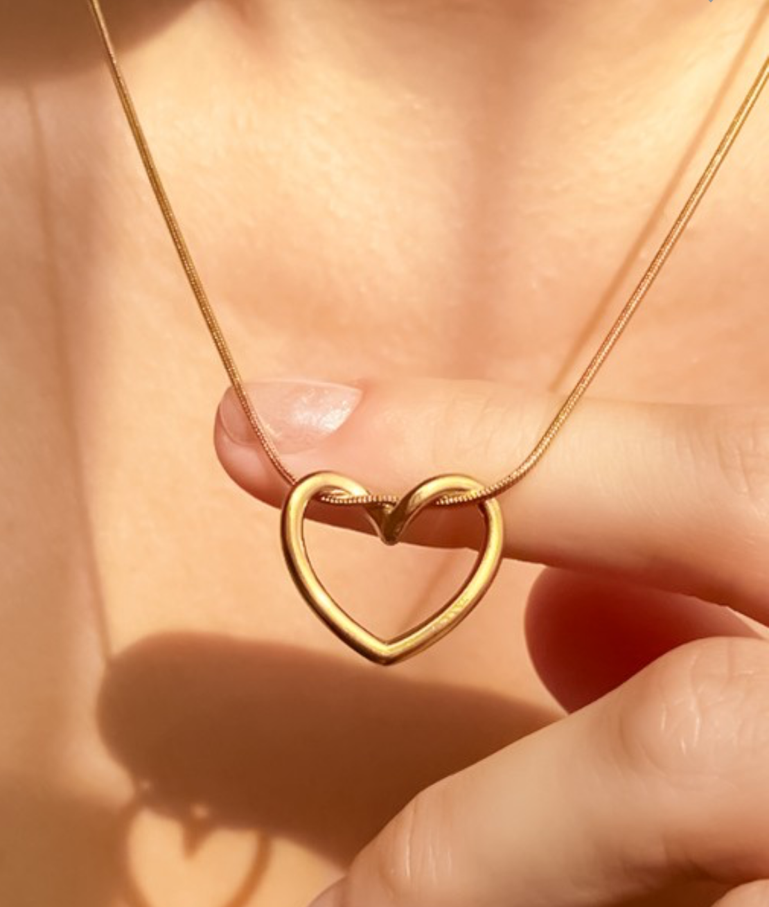 18K Gold Open Heart Necklace